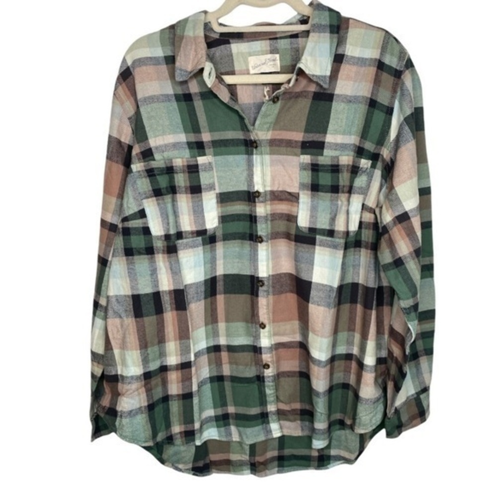 UNIVERSAL Thread Green Plaid Button Down Size XL … - image 1